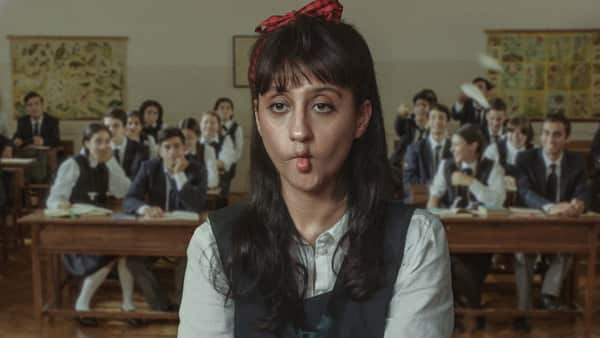 Have You Ever Seen Fireflies (Sen Hiç Atesböcegi Gördün mü) on Netflix - a Turkish Dramedy between Magical and Reality-min