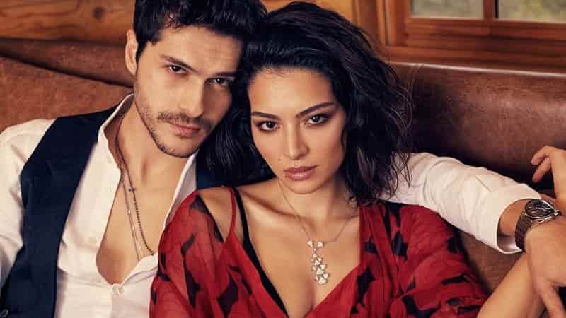 Melisa Aslı Pamuk and Alperen Duymaz will star together in FOX's new drama series Erkeğe Güven Olmaz (Men Can't Be Trusted) marking their second collaboration-min The Fabulous netflix cover with Choi Minho, Chae Soo Bin, Lee Sang Woon, and Park Hee Jung in a red van looking up on the window