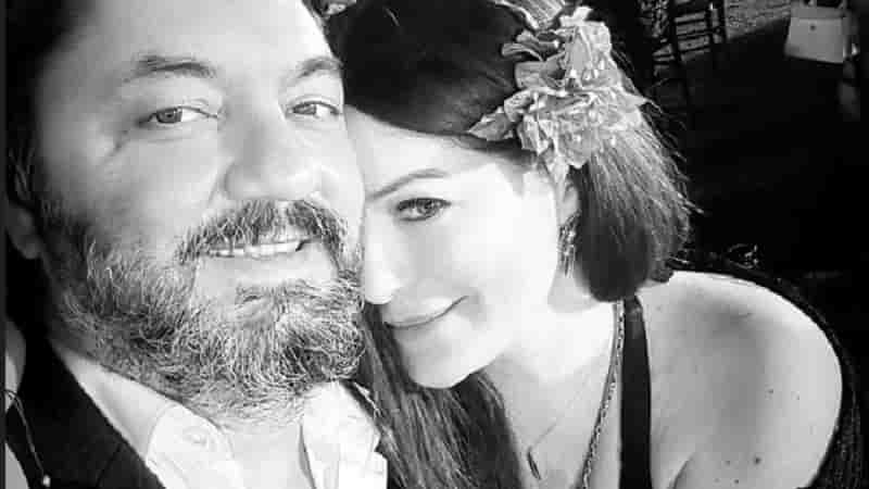 Deniz Çakır getting married to IT Specialist Bilgehan Baykal-min