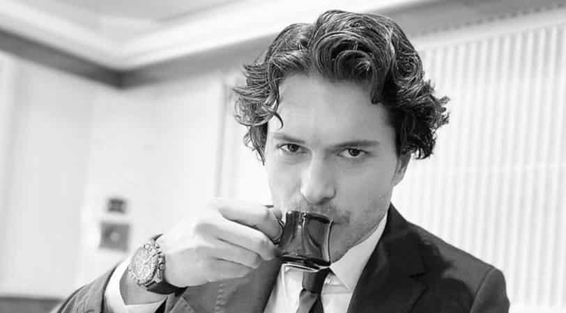 Turkish handsome actor Alperen Duymaz Crisis Set of EGO dizi series-min