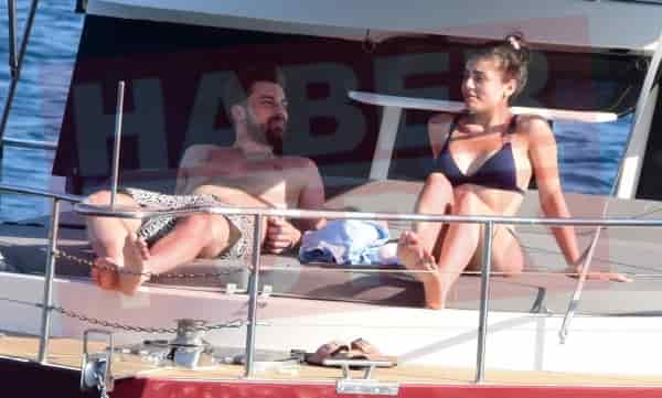 Alp Navruz and Sıla Türkoğlu on a Romantic Getaway in Bodrum Spotted Together on a Boat relationship actors turkish love 1-min