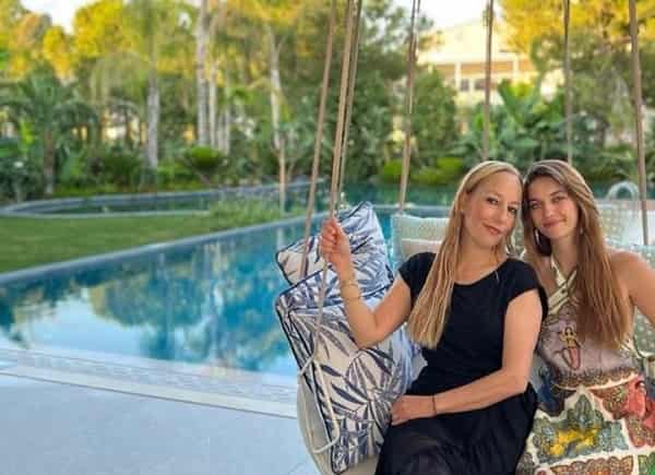 Where and with whom will Afra Saraçoğlu spend her Summer Holiday after the final season of Yalı Çapkını1-min