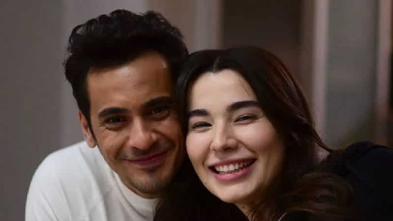 Love Crisis Aldatmak Feyza Sevil Güngör and Caner Şahin Rocks the Turkish Dizi Series-min