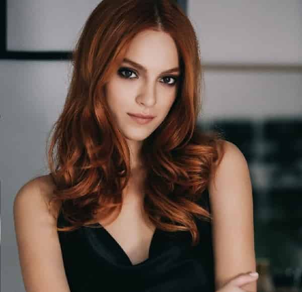 Sera Kutlubey adim farah season 2-min