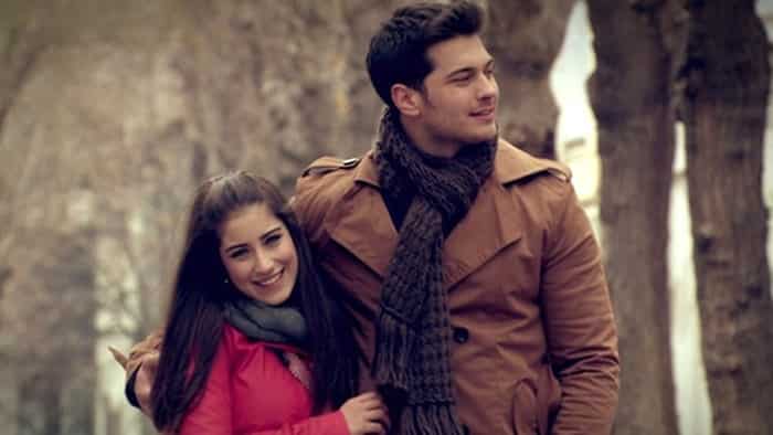 Hazal Kaya and Çağatay Ulusoy Reunion, 12 Years After Feriha?