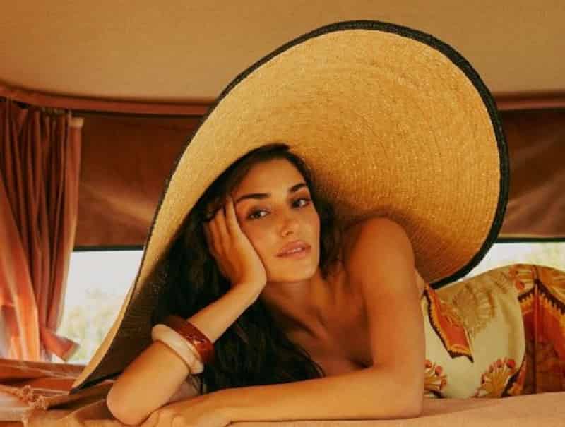 VIP Access – Subscribe to Hande Erçel’s Private Instagram World