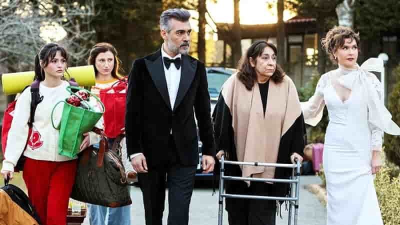 New Turkish Drama Yandaki Oda (2024) by Gülseren Budayıcıoğlu